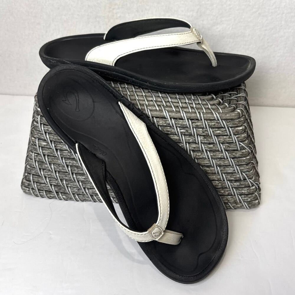 OluKai Kulapa Kai White Thong Flip Flop Sandals Womens Size 8